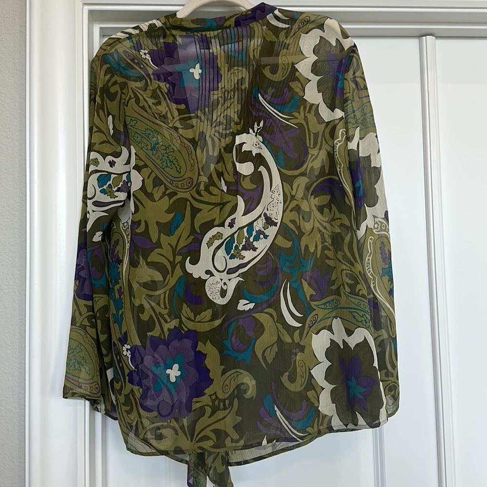 Chico's 100% Silk Green and Purple Shear Paisley Floral Cardiagn - Picture 5 of 7